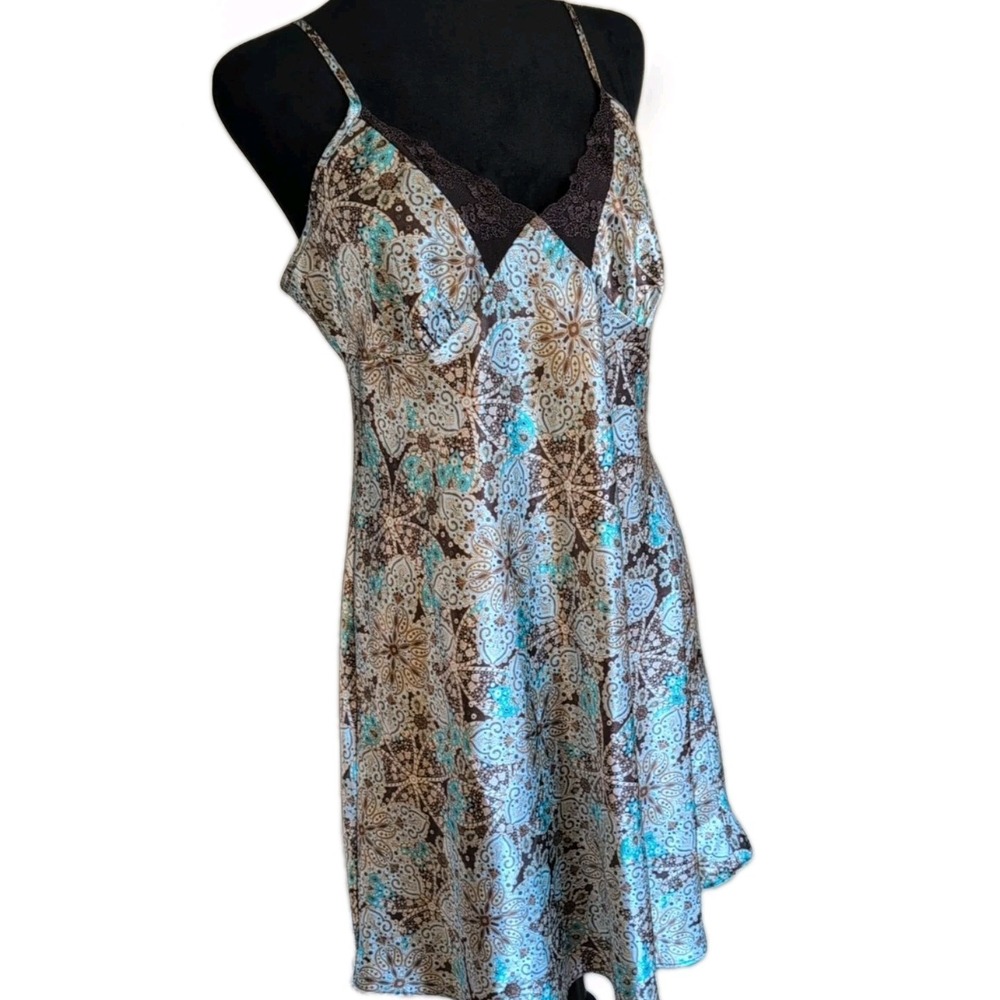 Adonna Soft Silky Slip Dress/Nightie Geometric Flower Covered Lingerie Sz Lrg